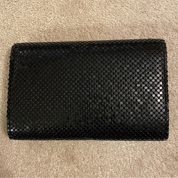 Vintage black clutch with gold detailing - Picture 2 of 8